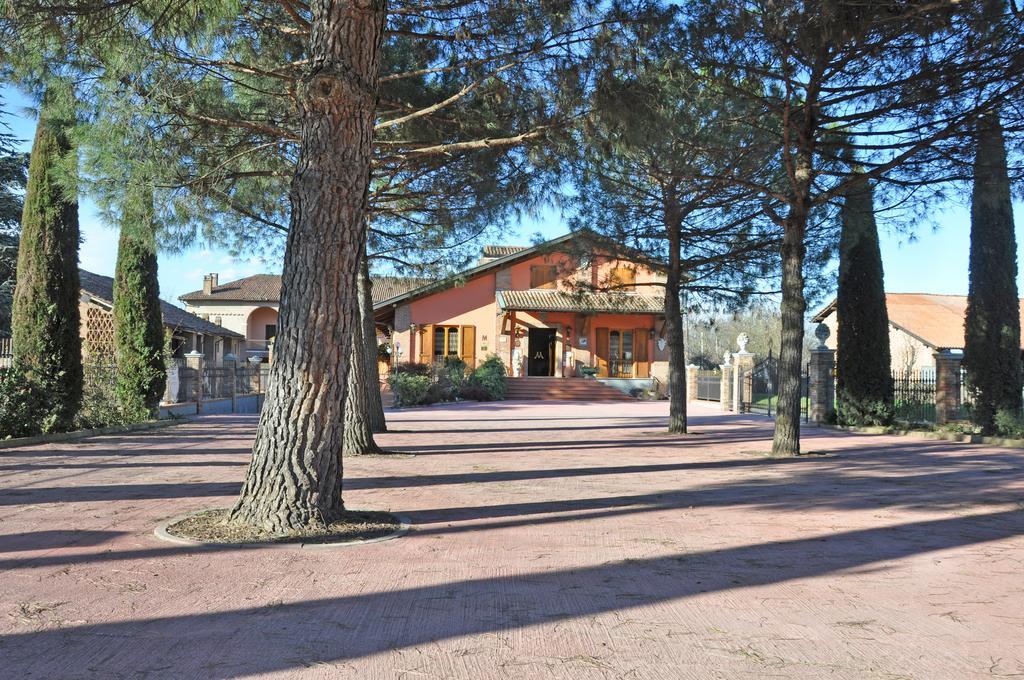 Вилла Agriturismo Corte Montini Santa Giuletta Экстерьер фото