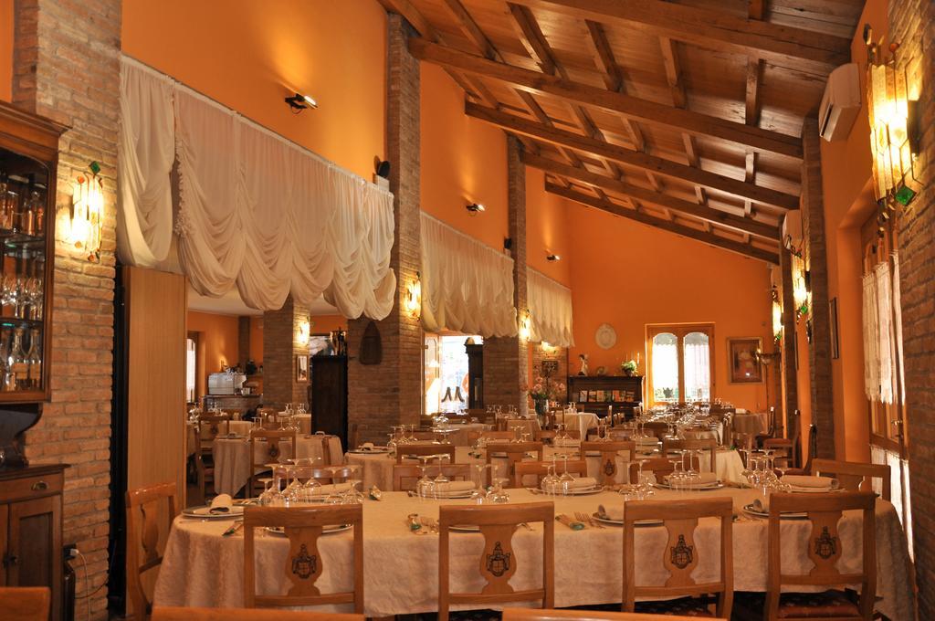 Вилла Agriturismo Corte Montini Santa Giuletta Экстерьер фото