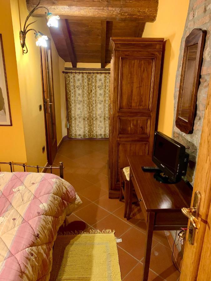 Вилла Agriturismo Corte Montini Santa Giuletta Экстерьер фото