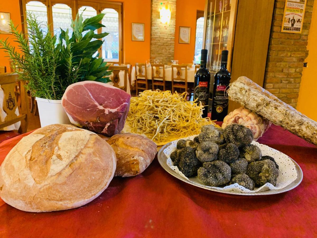 Вилла Agriturismo Corte Montini Santa Giuletta Экстерьер фото
